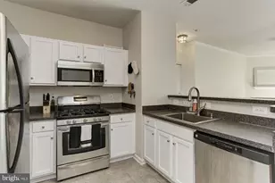 5105 Travis Edward Way, Centreville, VA 20120 - Photo 13