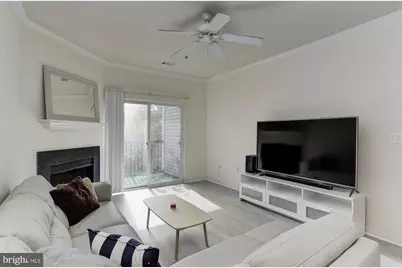 5105 Travis Edward Way #E, Centreville, VA 20120 - Photo 3