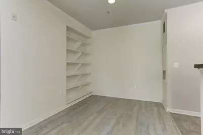 5105 Travis Edward Way #E, Centreville, VA 20120 - Photo 17