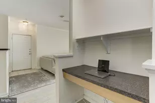 5105 Travis Edward Way, Centreville, VA 20120 - Photo 19