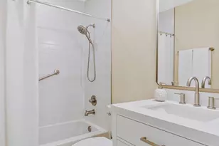 6920 Kenfig Dr, Falls Church, VA 22042 - Photo 29