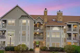 5601 Willoughby Newton Dr, Centreville, VA 20120 - Photo 1