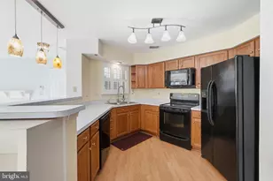 5601 Willoughby Newton Dr, Centreville, VA 20120 - Photo 21