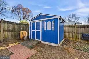 5404 Nutting Dr, Springfield, VA 22151 - Photo 31