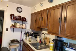 210 Courthouse Cir SW, Vienna, VA 22180 - Photo 31