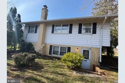 210 Courthouse Circle SW, Vienna, VA 22180 - Photo 15