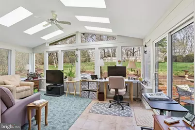 12012 Canter Lane, Reston, VA 20191 - Photo 13