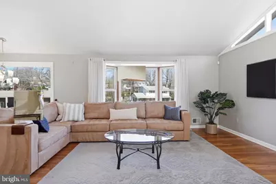 5613 Eastbourne Drive, Springfield, VA 22151 - Photo 5