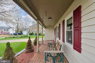 12810 Lady Fairfax Cir, Herndon, VA 20170 - Photo 3