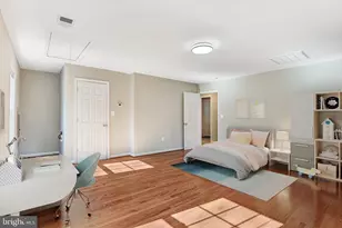 9720 Five Oaks Rd, Fairfax, VA 22031 - Photo 13