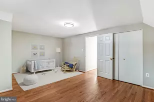 9720 Five Oaks Rd, Fairfax, VA 22031 - Photo 15