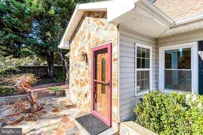 9720 Five Oaks Road, Fairfax, VA 22031 - Photo 3