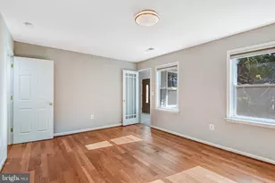 9720 Five Oaks Rd, Fairfax, VA 22031 - Photo 33