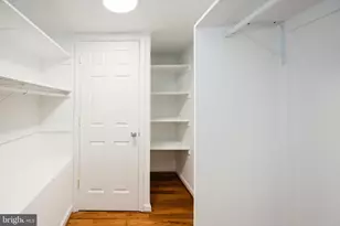 9720 Five Oaks Rd, Fairfax, VA 22031 - Photo 29