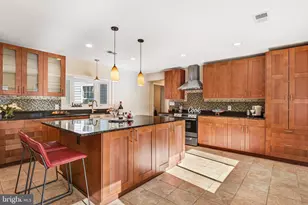 9720 Five Oaks Rd, Fairfax, VA 22031 - Photo 21