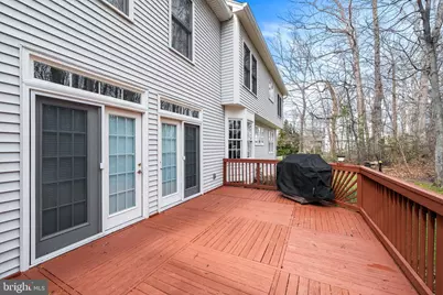 8648 Chase Glen Circle, Fairfax Station, VA 22039 - Photo 9