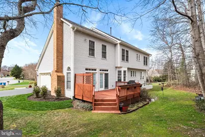 8648 Chase Glen Circle, Fairfax Station, VA 22039 - Photo 7