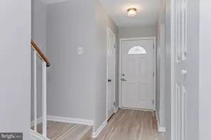 4445 Holly Ave, Fairfax, VA 22030 - Photo 19