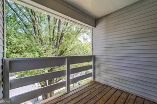 10300 Appalachian Cir, Oakton, VA 22124 - Photo 13