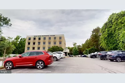 1451 Belle Haven Road #220, Alexandria, VA 22307 - Photo 3