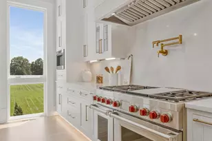 1101 Clover Dr, McLean, VA 22101 - Photo 11