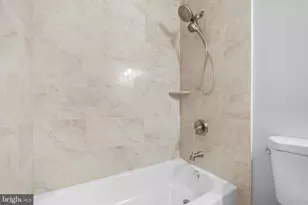 3824 Persimmon Cir, Fairfax, VA 22031 - Photo 23