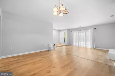 3824 Persimmon Circle, Fairfax, VA 22031 - Photo 9