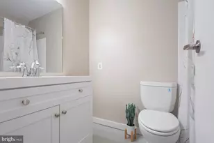 2054 Royal Fern Ct, Reston, VA 20191 - Photo 21