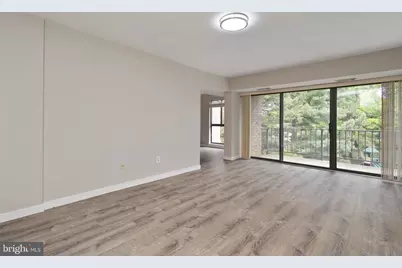 2054 Royal Fern Court #24/21B, Reston, VA 20191 - Photo 5