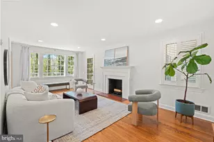 6032 Grove Dr, Alexandria, VA 22307 - Photo 7