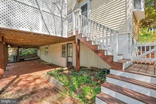 6032 Grove Dr, Alexandria, VA 22307 - Photo 47