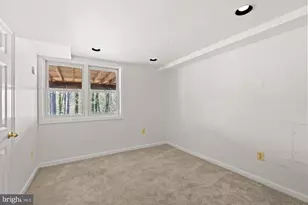 6032 Grove Dr, Alexandria, VA 22307 - Photo 41