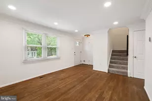 3050 Silent Valley Dr, Fairfax, VA 22031 - Photo 13