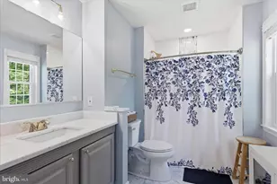 5208 Ruffner Woods Ct, Burke, VA 22015 - Photo 19