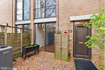 11465 Washington Plaza W, Reston, VA 20190 - Photo 3