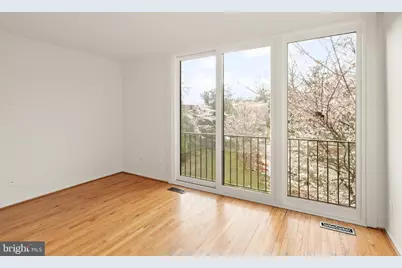11465 Washington Plaza W, Reston, VA 20190 - Photo 25