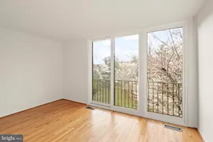 11465 Washington Plaza W, Reston, VA 20190 - Photo 25