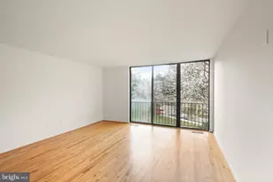 11465 Washington Plaza W, Reston, VA 20190 - Photo 9