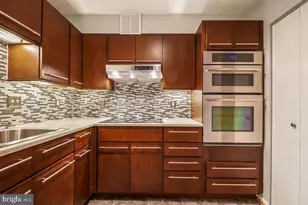 5902 Mt Eagle Dr, Alexandria, VA 22303 - Photo 21