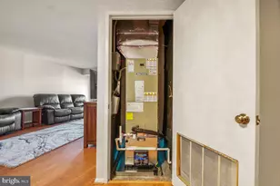 5902 Mt Eagle Dr, Alexandria, VA 22303 - Photo 15