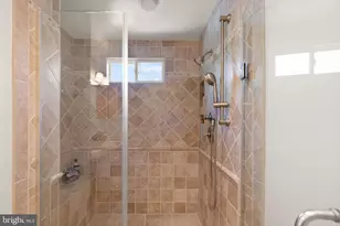 11809 Wayland St, Oakton, VA 22124 - Photo 39