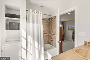 11809 Wayland St, Oakton, VA 22124 - Photo 61