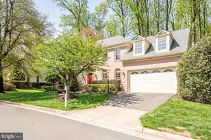 9380 Colbert Ct, Fairfax, VA 22032 - Photo 5