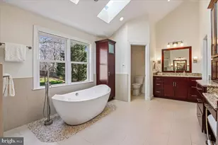 12015 Hamden Ct, Oakton, VA 22124 - Photo 39