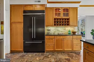 12015 Hamden Ct, Oakton, VA 22124 - Photo 23