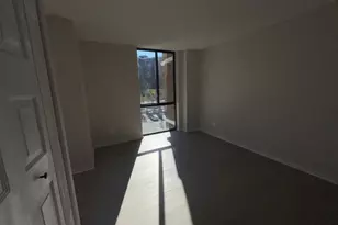 2300 Pimmit Dr, Falls Church, VA 22043 - Photo 15