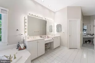 7405 Old Maple Square, McLean, VA 22102 - Photo 45