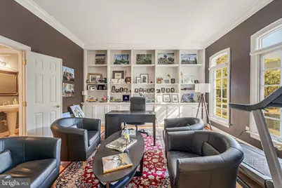7405 Old Maple Sq, McLean, VA 22102 - Photo 11