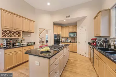 7405 Old Maple Sq, McLean, VA 22102 - Photo 35