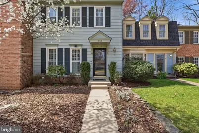 2184 Pond View Court, Reston, VA 20191 - Photo 3